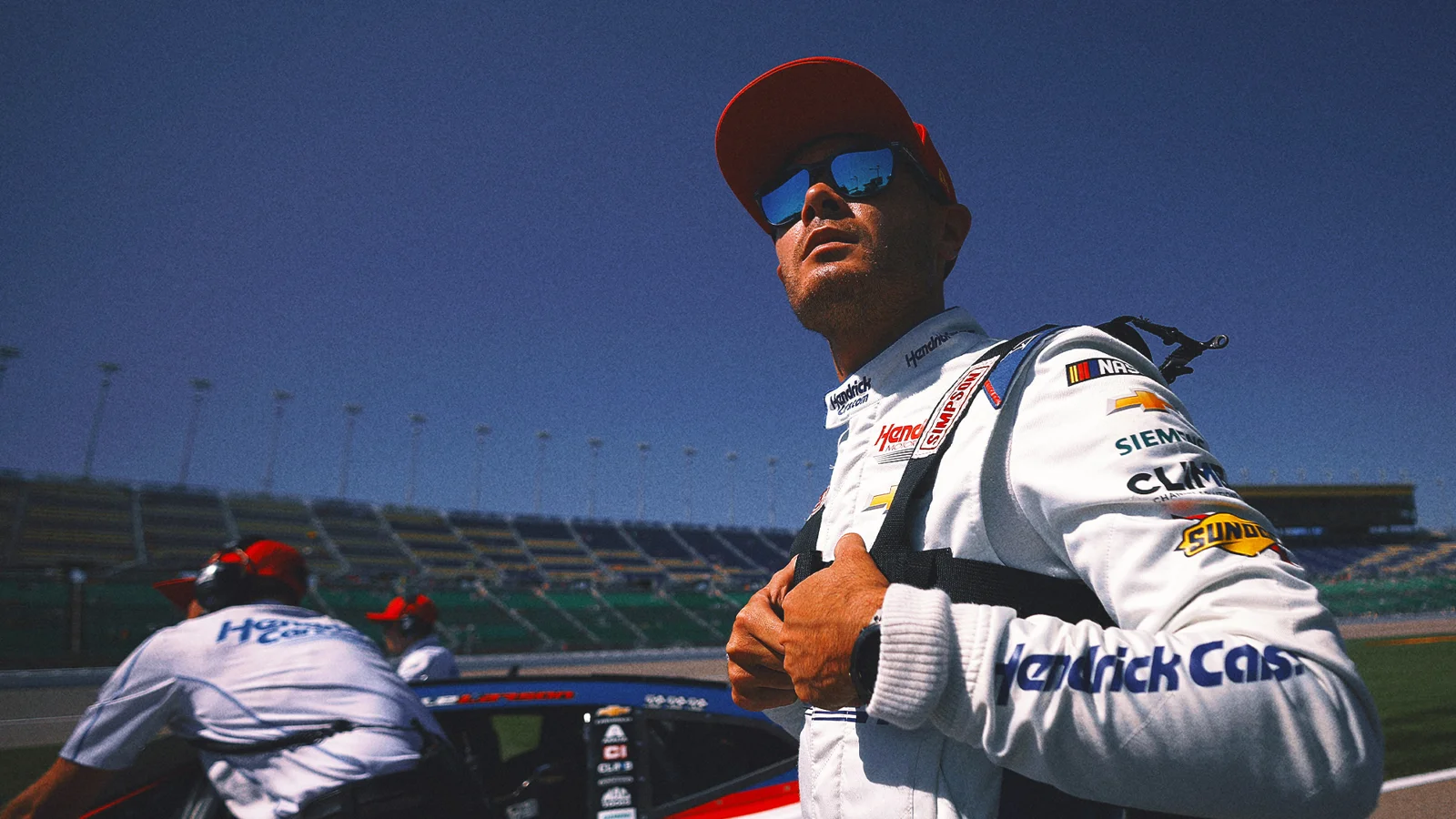 Kyle Larson racing legends