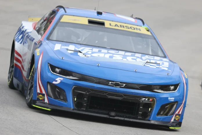 Kyle Larson NASCAR championship contender Kyle Larson NASCAR championship contender