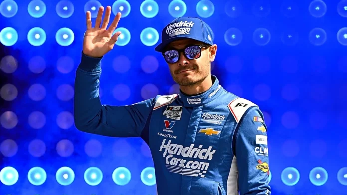 Kyle Larson NASCAR Charlotte battle