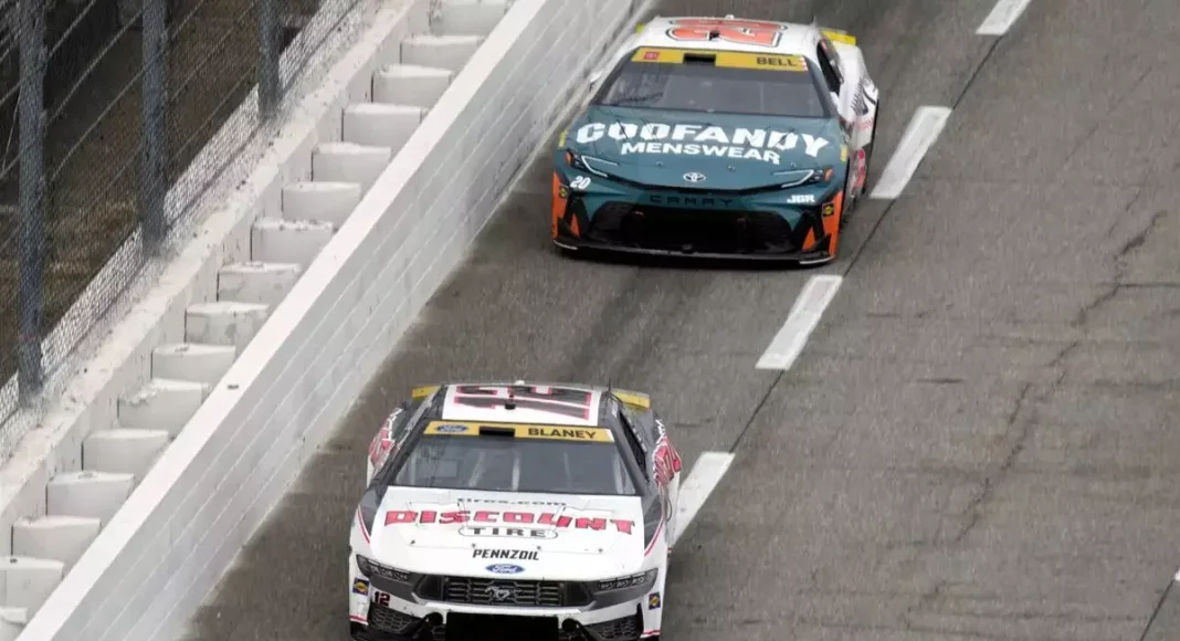 Ryan Blaney Martinsville playoff battle