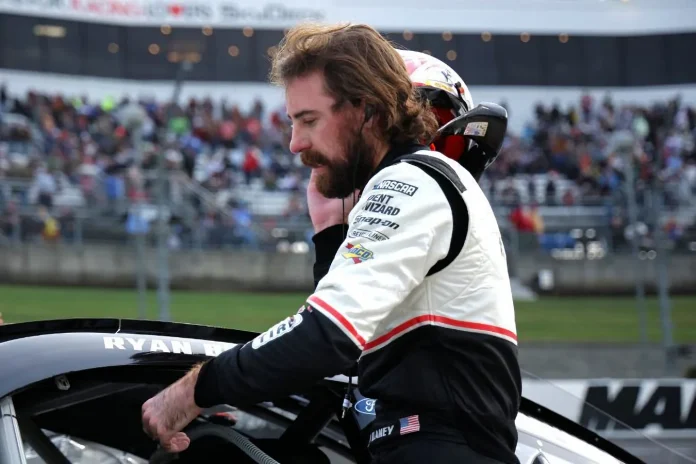 Ryan Blaney Martinsville race incident