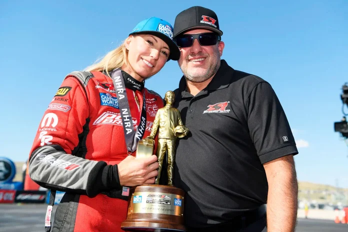 Tony Stewart drag racing wife