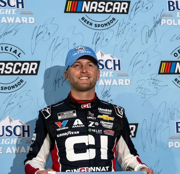 William Byron Martinsville pole