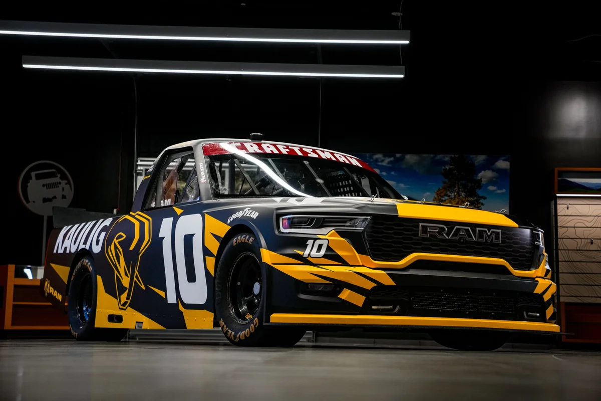 image-of-23XI Racing-19-11-2025 23XI Racing