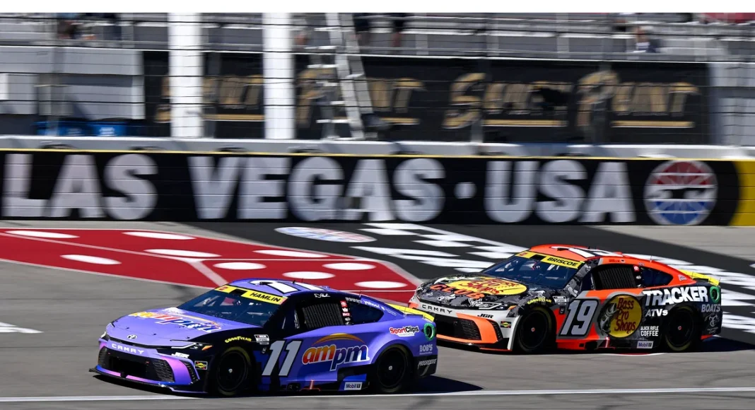 Denny Hamlin, 23XI Racing, Front Row Motorsports, Denny Hamlin antitrust lawsuit controversy