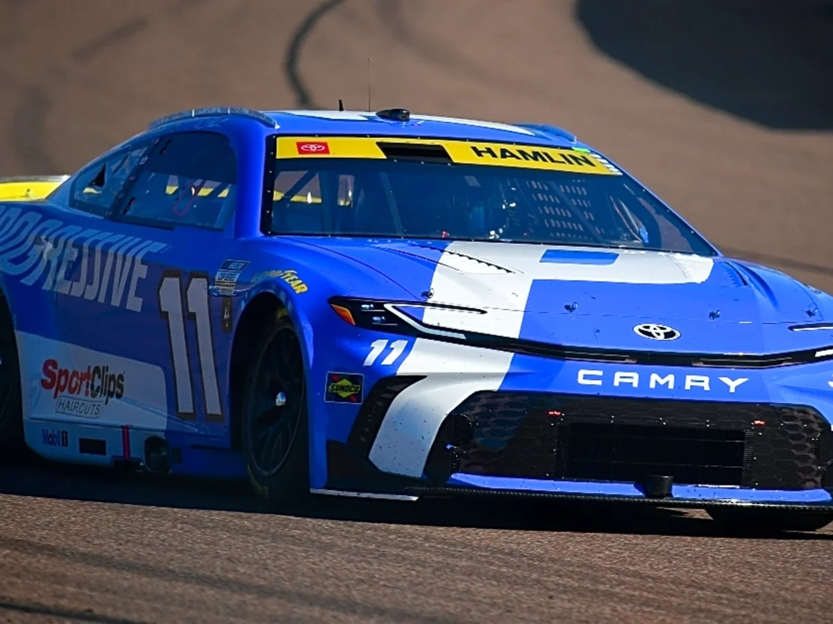 image-of-denny-hamlin-03-11-2025 Denny Hamlin