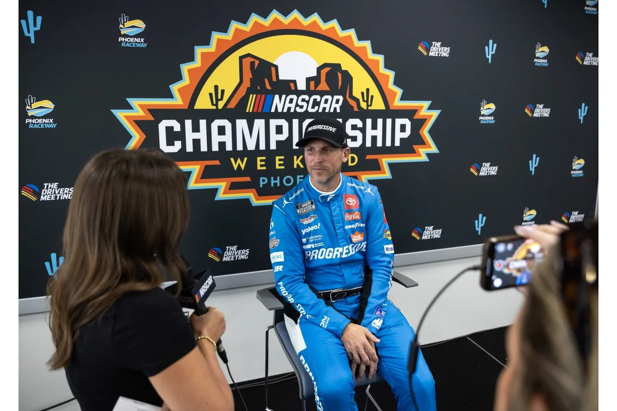 Denny Hamlin, Kyle Larson, Joe Gibbs Racing, William Byron, Joe Gibbs, Cup Series, Denny Hamlin Cup title hopes