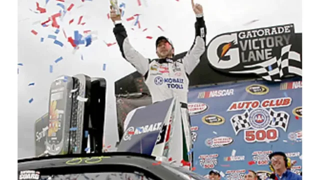 Jimmie Johnson, Kyle Larson, Kevin Harvick, Jimmie Johnson NASCAR dominance