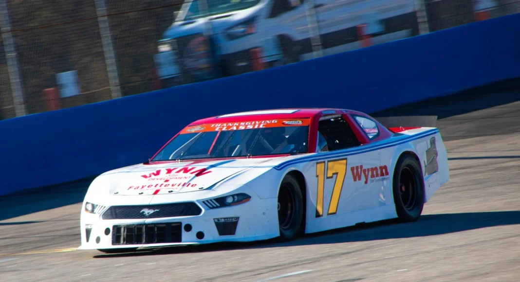 Josh Berry, Wood Brothers Racing, Josh Berry Thanksgiving Classic pursuit