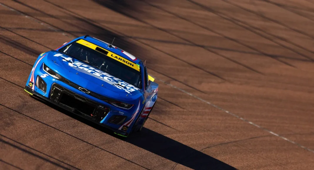 Kyle Larson NASCAR earnings 2025