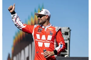Shane van Gisbergen’s Bold New Approach Fuels Oval Progress