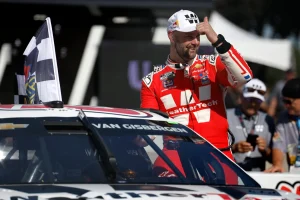 Shane van Gisbergen Reunites With 97 at Trackhouse Racing