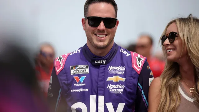 Alex Bowman, Hendrick Motorsports, Cup Series, Alex Bowman engagement news
