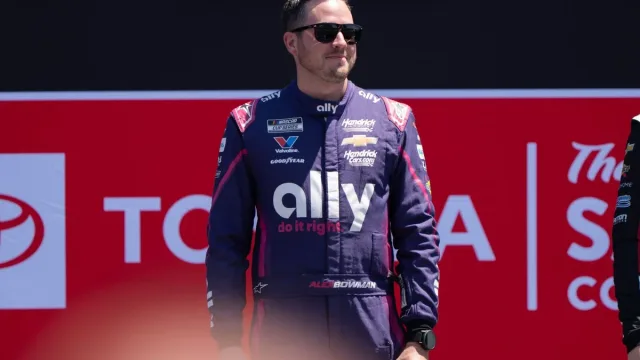 Alex Bowman, Hendrick Motorsports, Cup Series, Alex Bowman engagement news