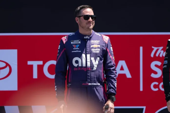 Alex Bowman, Joey Logano, Team Penske, Cup Series, Alex Bowman disqualification impact Alex Bowman, Joey Logano, Team Penske, Cup Series, Alex Bowman disqualification impact
