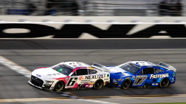 Brad Keselowski, Daytona 500, Brad Keselowski Daytona 500 pursuit