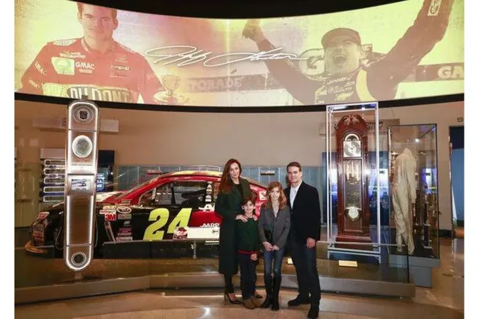 Jeff Gordon, NASCAR Driver, Jeff Gordon pays tribute Jeff Gordon, NASCAR Driver, Jeff Gordon pays tribute