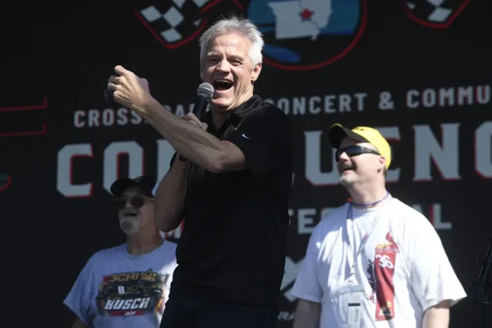 Kenny Wallace, Kenny Wallace NASCAR criticism
