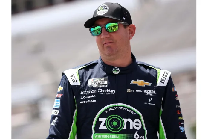 Kyle Busch, Denny Hamlin, Joe Gibbs Racing, Joe Gibbs, Kyle Busch message to Hamlin