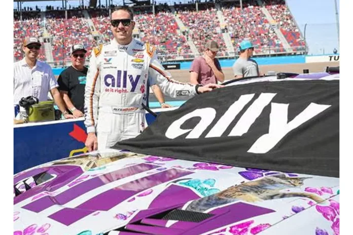 Alex Bowman, Hendrick Motorsports, Alex Bowman fan support