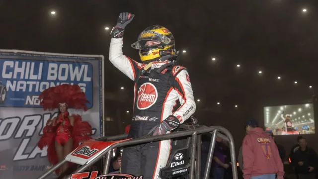 Christopher Bell, Chase Briscoe, NASCAR Driver, Christopher Bell Chili Bowl performance