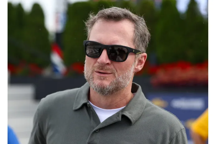 Dale Earnhardt Jr, Dale Earnhardt Jr championship reaction