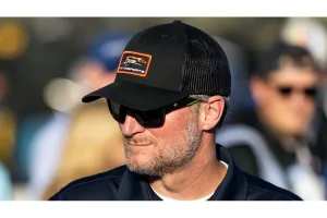 Dale Earnhardt Jr. Reacts to Tony Stewart’s Bold NASCAR Return