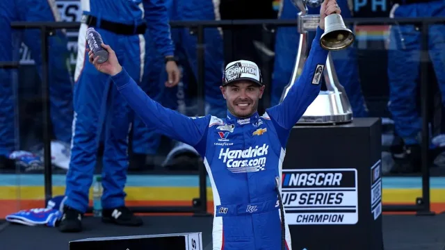 Kyle Larson, Chevrolet, TrackHouse Racing, Connor Zilisch, Cup Series, Kyle Larson NASCAR adaptability