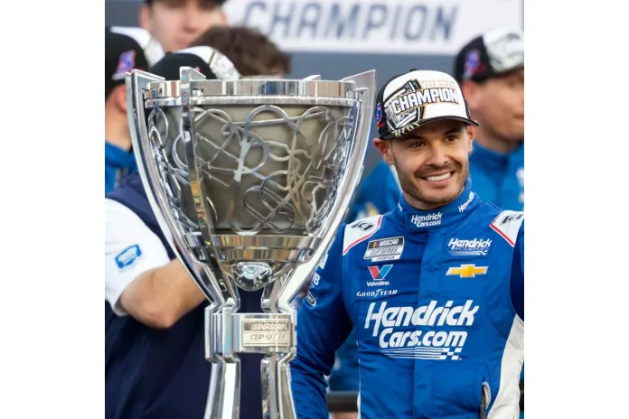 Kyle Larson, Kyle Larson Chase format opinion