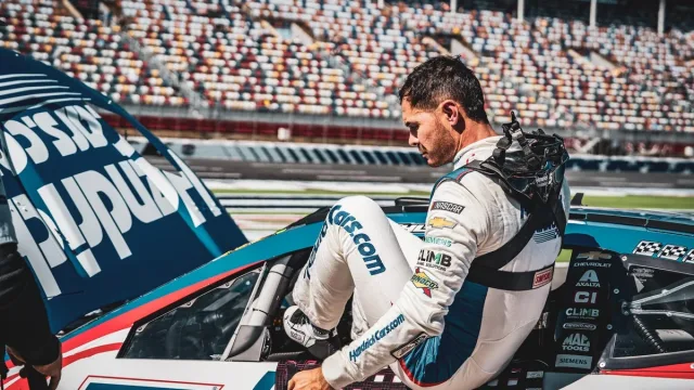 Kyle Larson, Phoenix Raceway, NASCAR Cup Series Championship, Cup Series, NASCAR Driver, Kyle Larson NASCAR Driver of Year