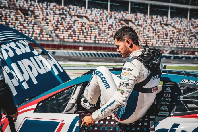 Kyle Larson, Phoenix Raceway, NASCAR Cup Series Championship, Cup Series, NASCAR Driver, Kyle Larson NASCAR Driver of Year