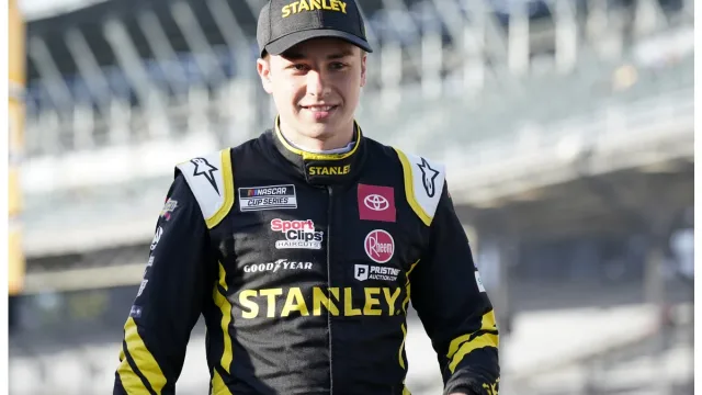 NASCAR Driver, Kyle Larson, Christopher Bell, NASCAR drivers Chili Bowl results
