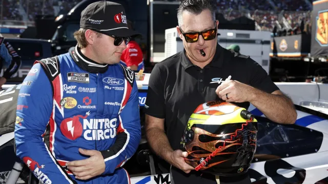 Tony Stewart, Kaulig Racing, Fresh From Florida 250, Cup Series, Truck Series, Tony Stewart NASCAR return