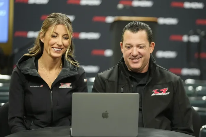 Tony Stewart, Tony Stewart Racing news