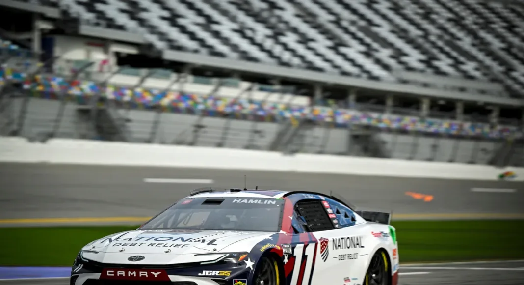 Denny Hamlin Daytona 500 chances