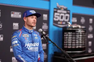 Hendrick Motorsports Faces Key Decision on 2027 Driver Lineup