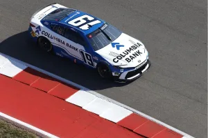 Fans React After Chase Briscoe Survives Scary Phoenix Crash